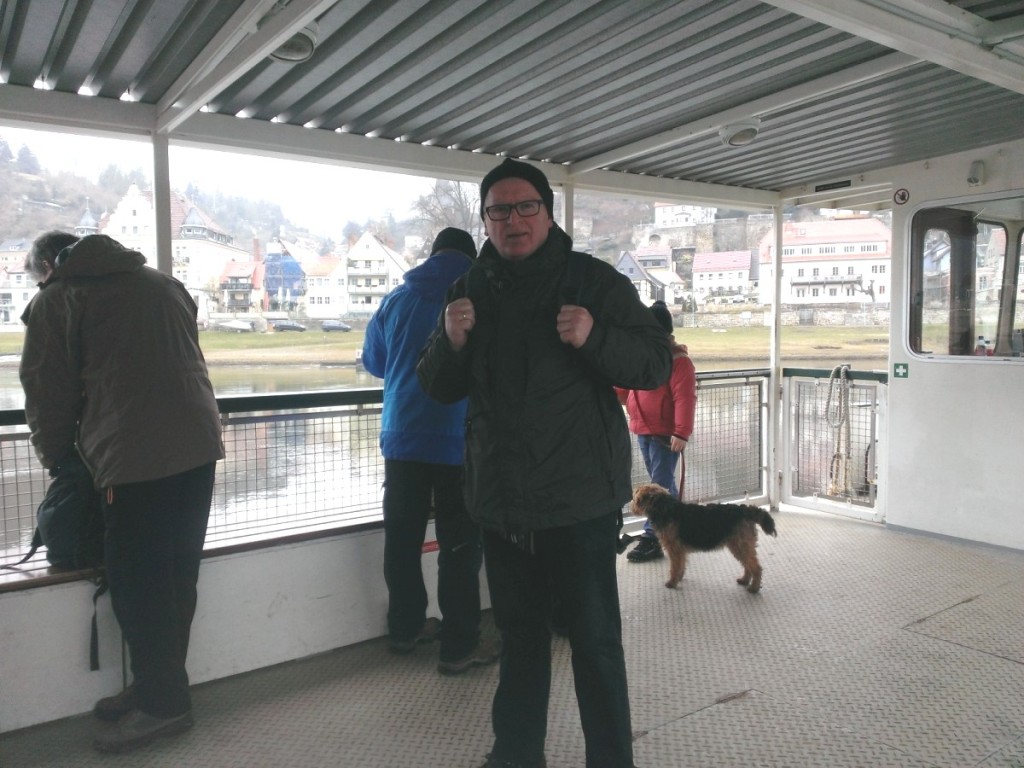 Auf der Wehlener Fähre