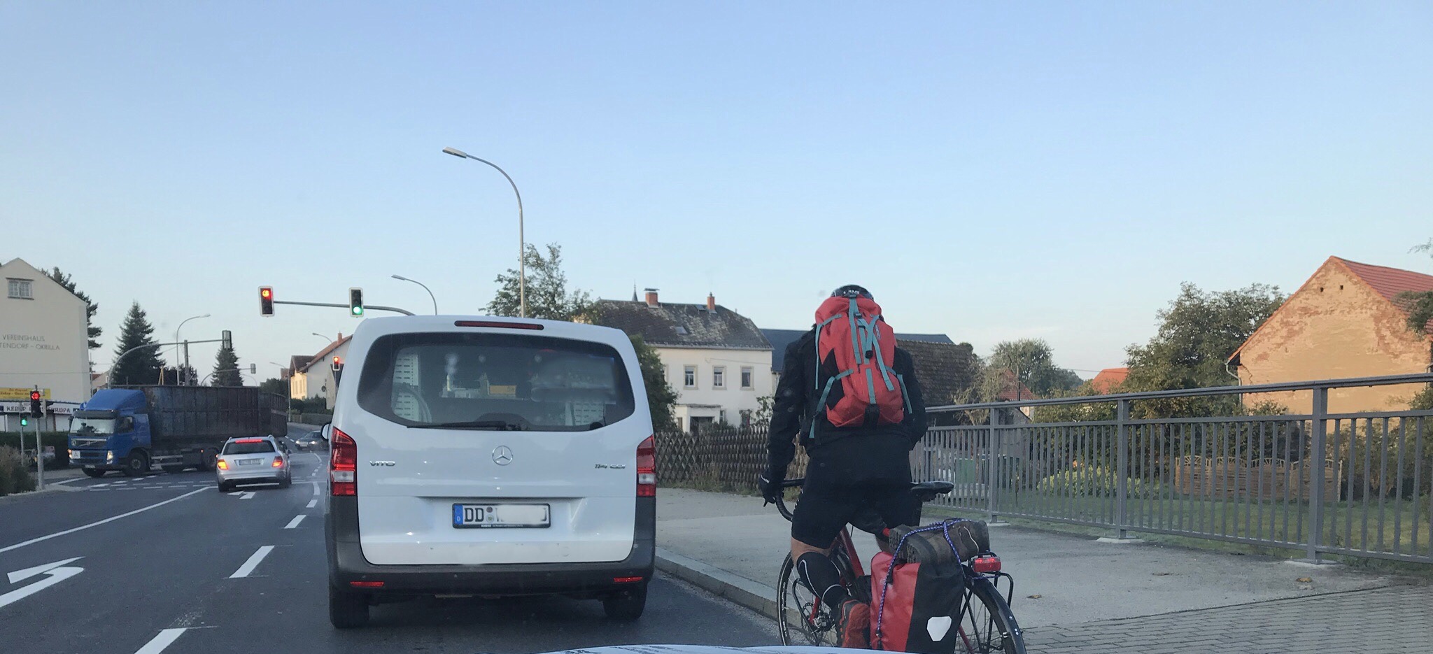 Radfahrer auf der Straße 