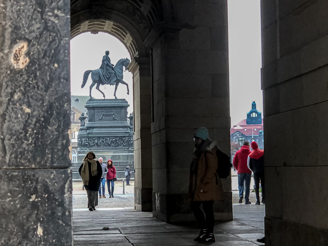 Blick zum König-Johann-Denkmal Blick zum König-Johann-Denkmal