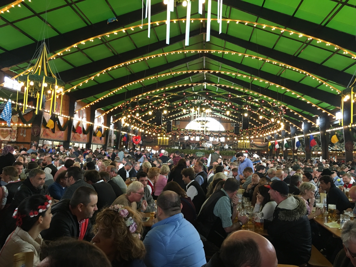 Gut besucht Gut besucht