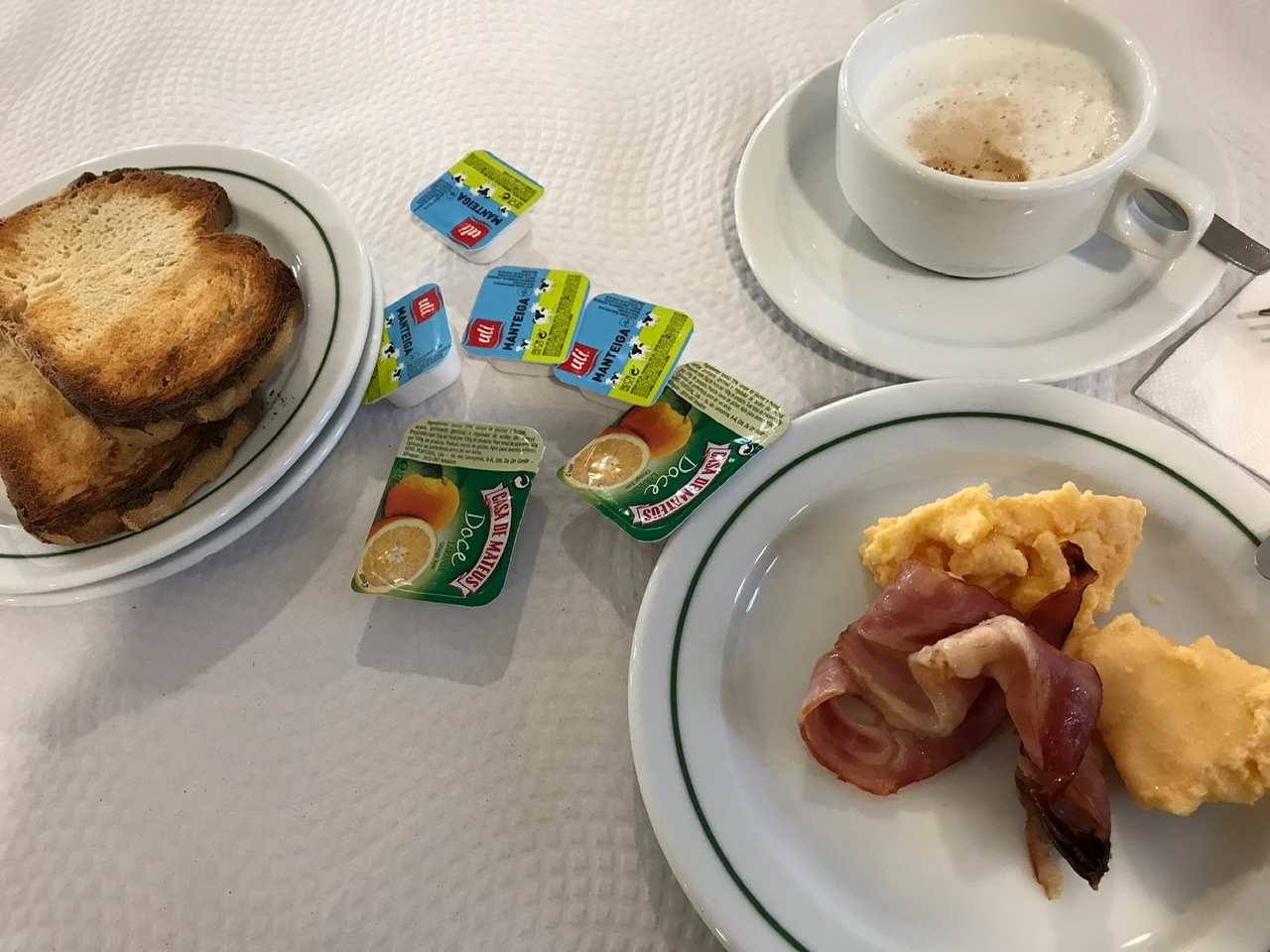 Frühstück im Hotel 