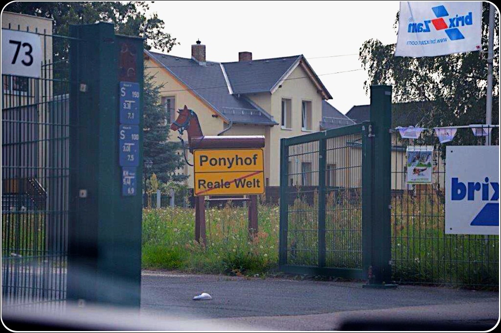 Ponyhof? Ponyhof?