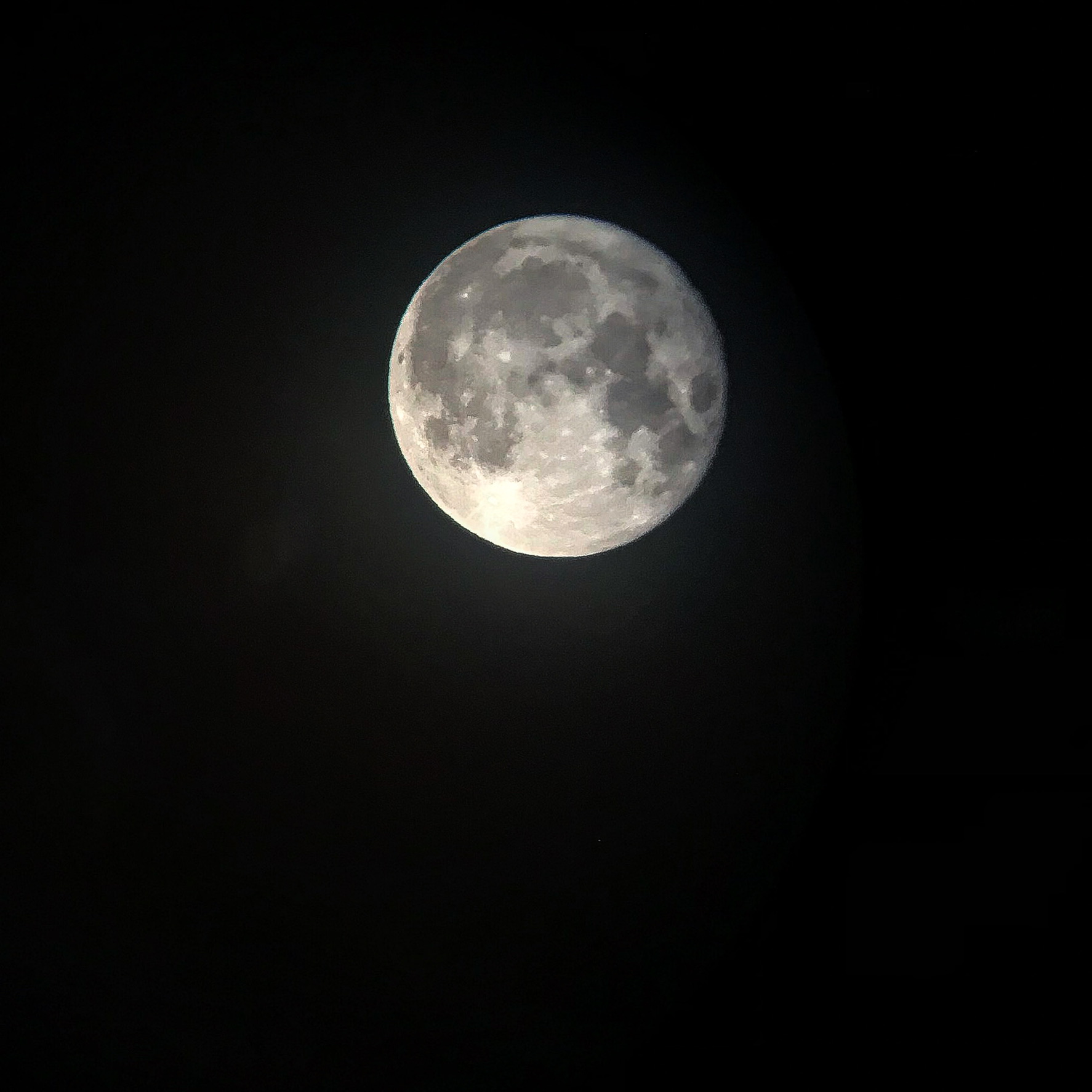 Vollmond mit Handy und Spektiv Vollmond mit Handy und Spektiv