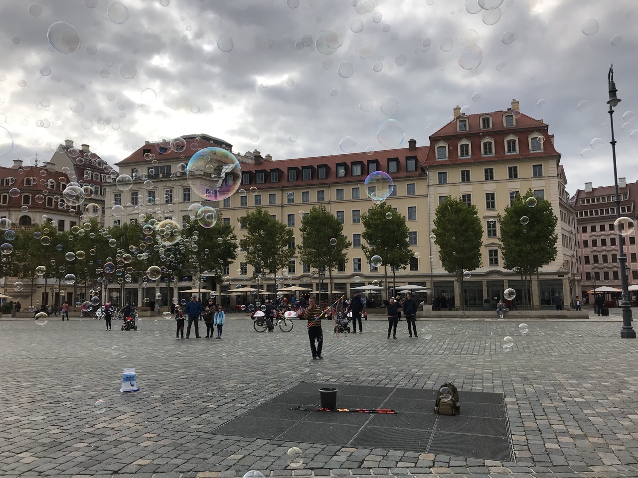 Seifenblasen am Neumarkt Seifenblasen am Neumarkt