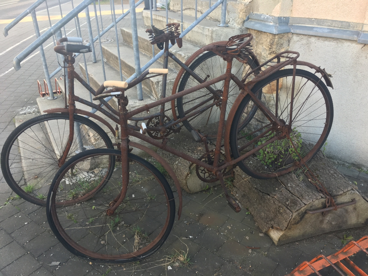 Fahrräder Fahrräder